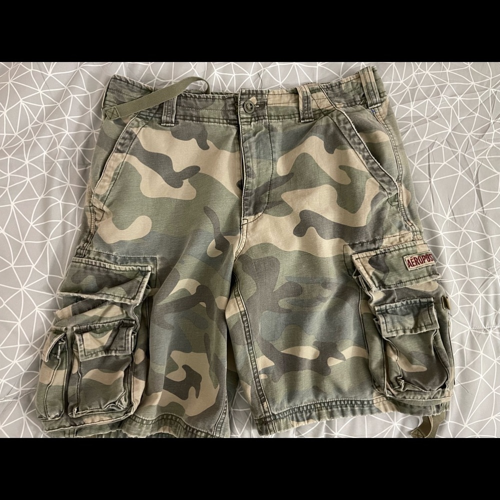 Mens Camo Shorts! Size 32